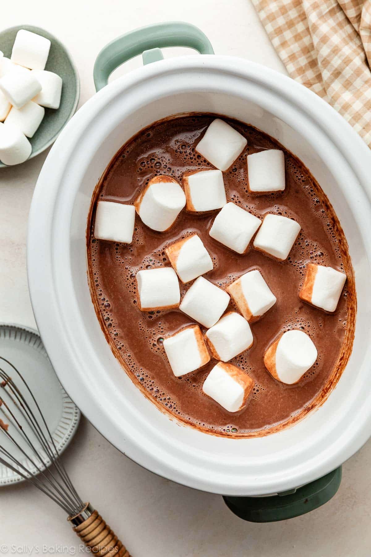 Melted Chocolate Bar Taste: Rich Slow Cooker Hot Chocolate Recipe